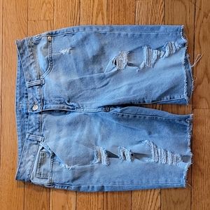 Bermuda shorts size 14